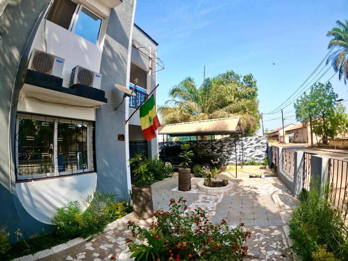 Ferienwohnung Ker Adja Ziguinchor Exterior foto