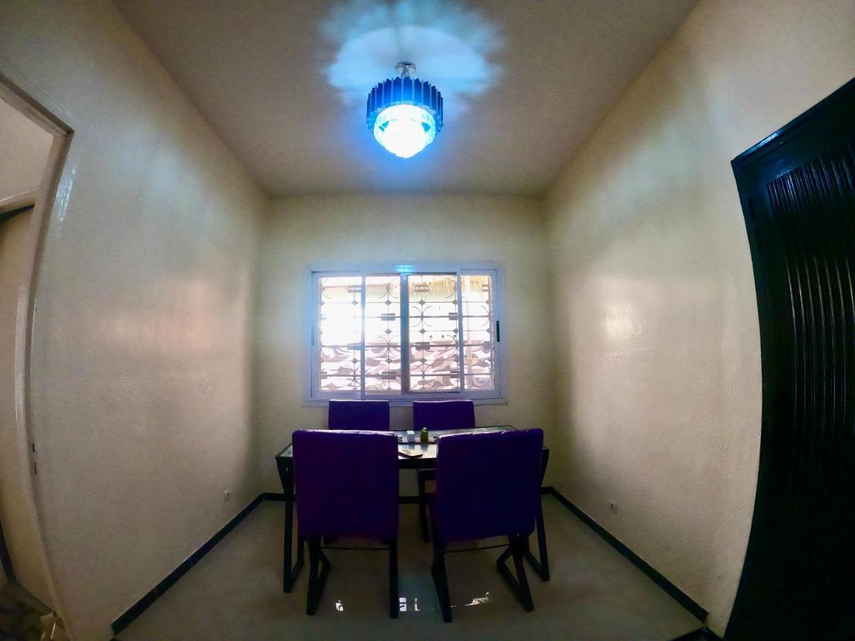 Ferienwohnung Ker Adja Ziguinchor Exterior foto